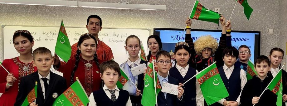 Туркменские студенты приняли участие в VI Республиканском фестивале для школьников «Калейдоскоп культур» в Республике Татарстан